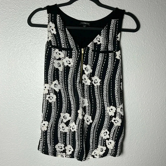 ☀️Express Patterned Tank Top - Picture 1 of 7